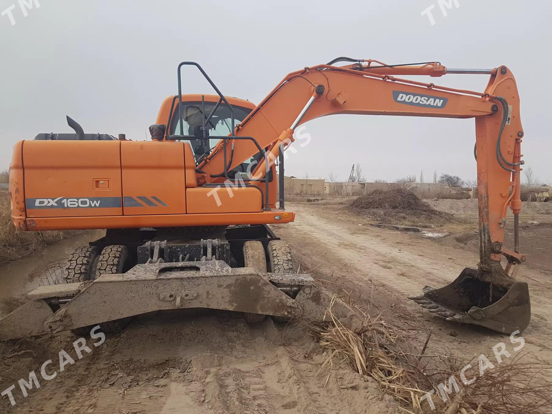 Komatsu PC200LC-8 2014 - 1 100 000 TMT - Дянев - img 2