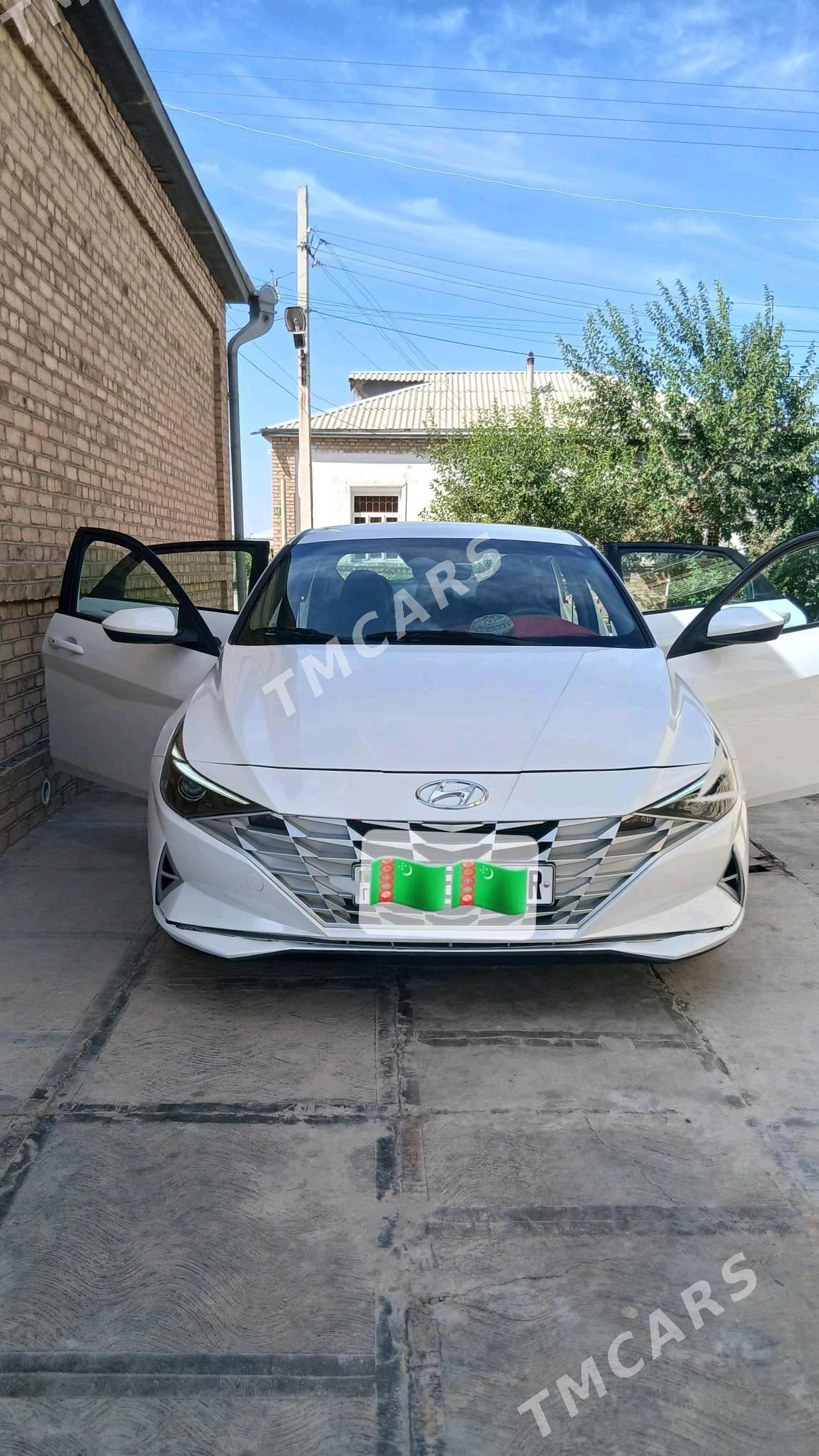 Hyundai Elantra 2022 - 220 000 TMT - Векильбазар - img 6