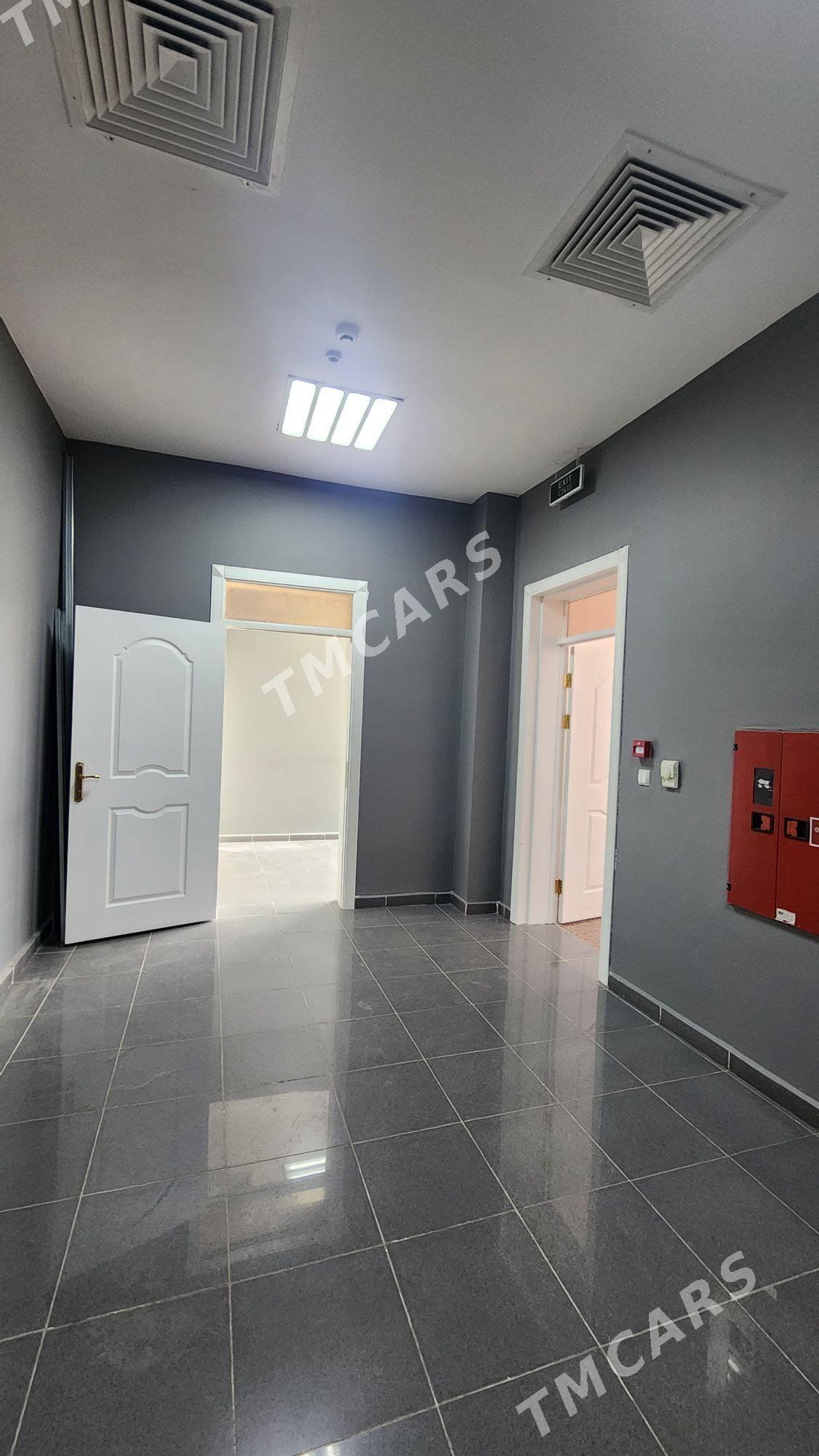 ARENDA OFIS PADWOYSKI 250 M² - Ашхабад - img 8