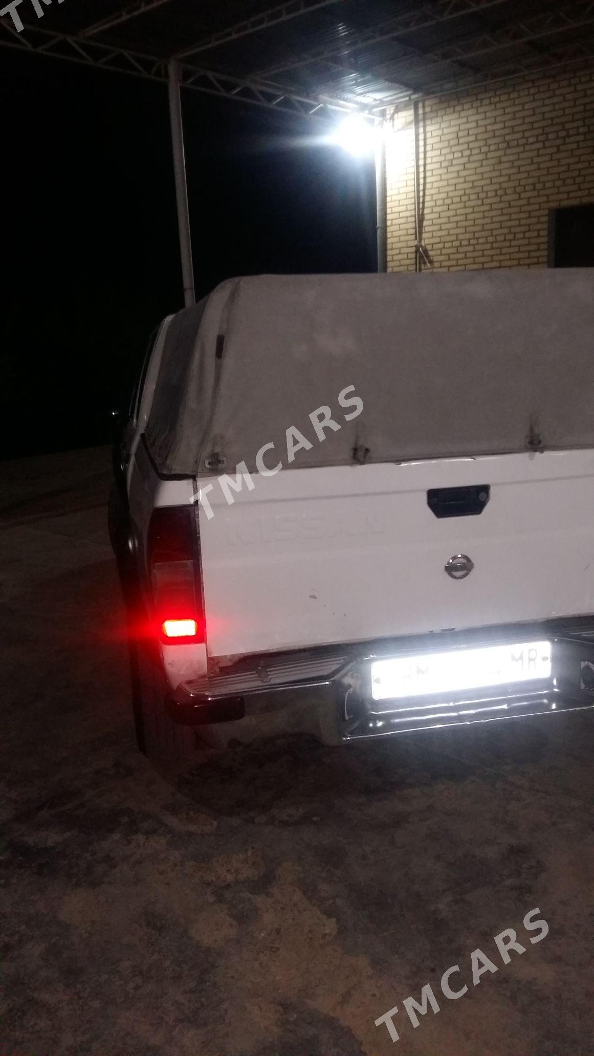 Toyota Hilux 2003 - 95 000 TMT - Mary - img 2