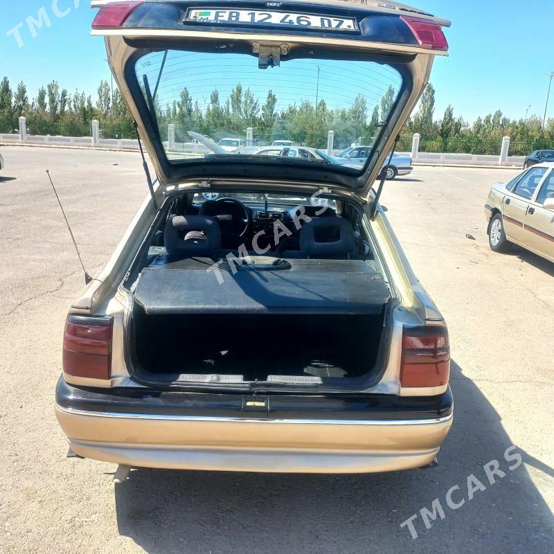 Opel Vectra 1993 - 35 000 TMT - Губадаг - img 6
