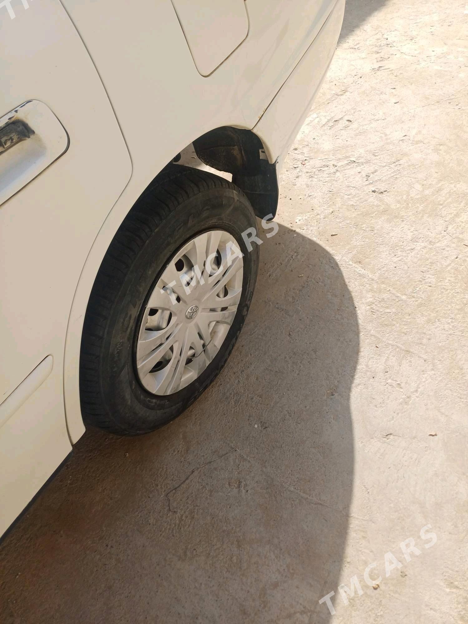 Toyota Camry 1996 - 82 000 TMT - Акдепе - img 3