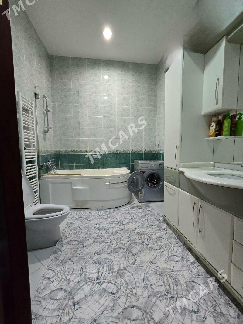 Нефтигаз элитка 4 ком 8 этаж - Aşgabat - img 9