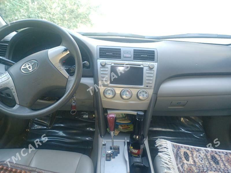 Toyota Camry 2010 - 200 000 TMT - Гурбансолтан Едже - img 5