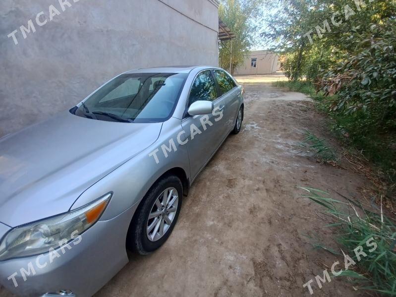 Toyota Camry 2010 - 200 000 TMT - Гурбансолтан Едже - img 2