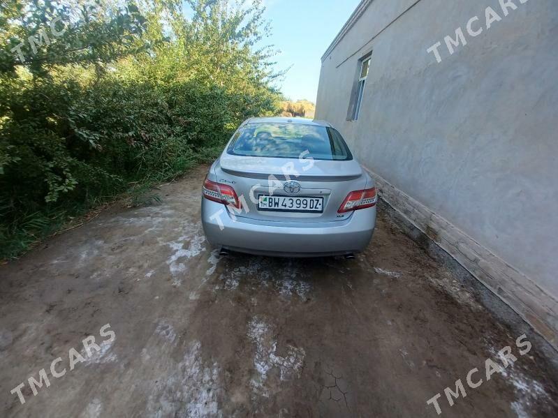 Toyota Camry 2010 - 200 000 TMT - Гурбансолтан Едже - img 4