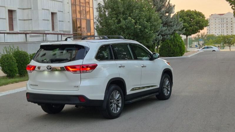 Toyota Highlander 2019 - 418 000 TMT - Aşgabat - img 6