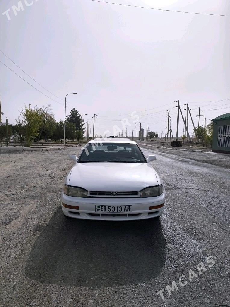 Toyota Camry 1993 - 105 000 TMT - Sarahs - img 2