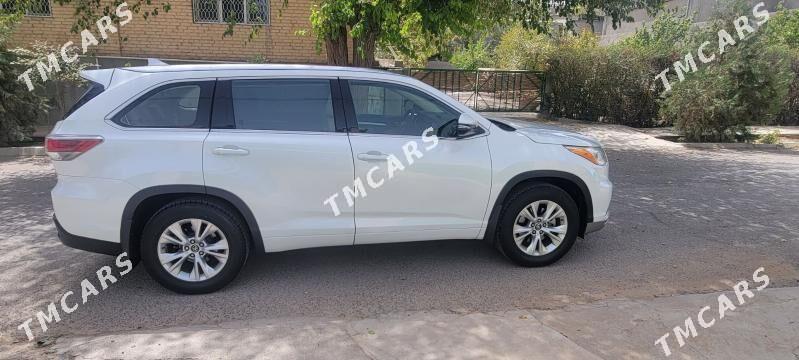 Toyota Highlander 2016 - 395 000 TMT - Ашхабад - img 6