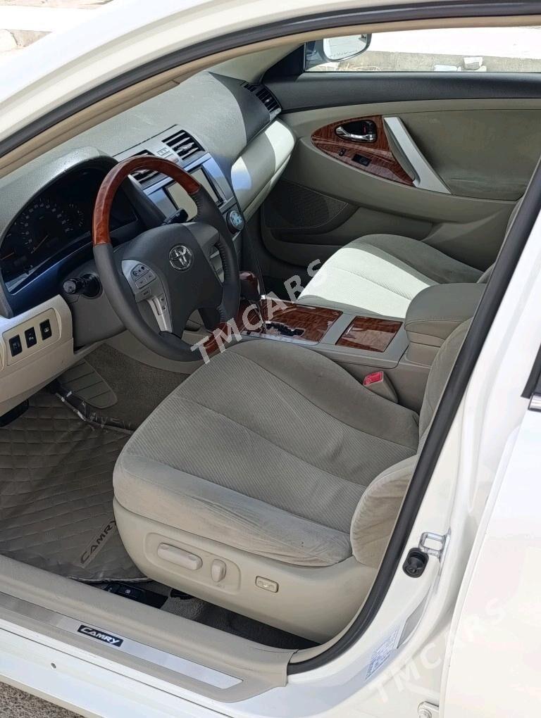Toyota Camry 2011 - 190 000 TMT - Ашхабад - img 4