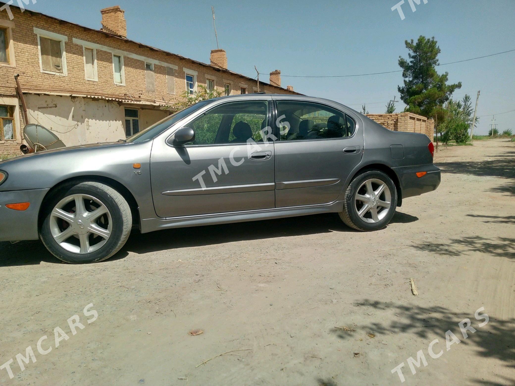 Infiniti I35 2004 - 100 000 TMT - Чарджоу - img 3