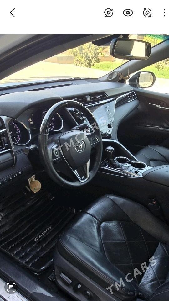 Toyota Camry 2018 - 410 000 TMT - Бахарден - img 4