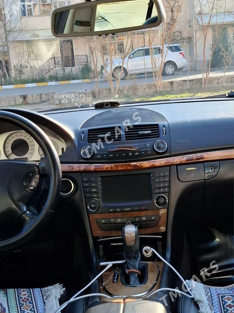 Mercedes-Benz E320 2004 - 170 000 TMT - Aşgabat - img 4