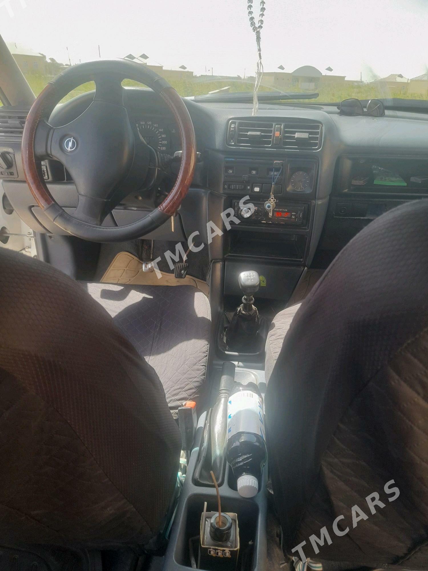 Opel Vectra 1992 - 34 000 TMT - Мары - img 3