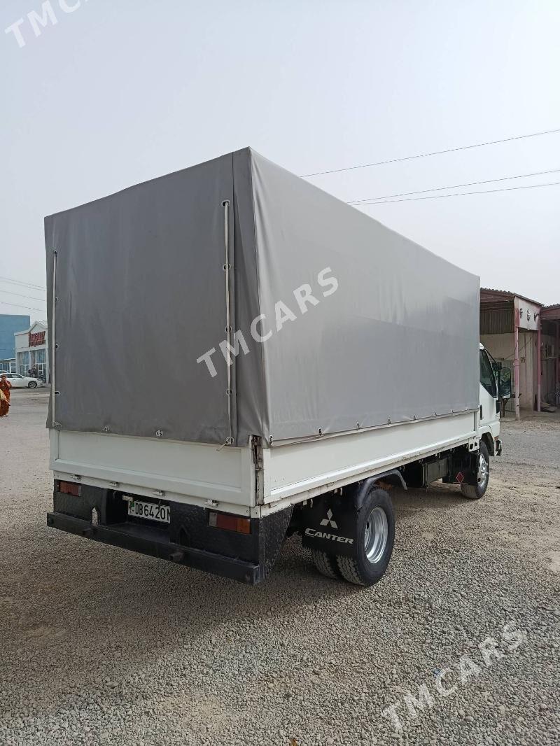 Mitsubishi Canter 2002 - 200 000 TMT - Мары - img 5