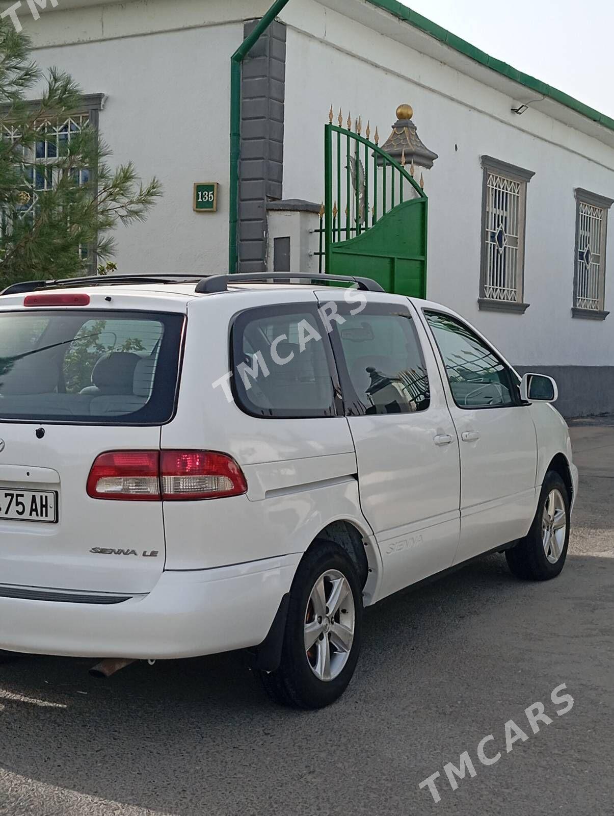Toyota Sienna 2000 - 138 000 TMT - Aşgabat - img 4