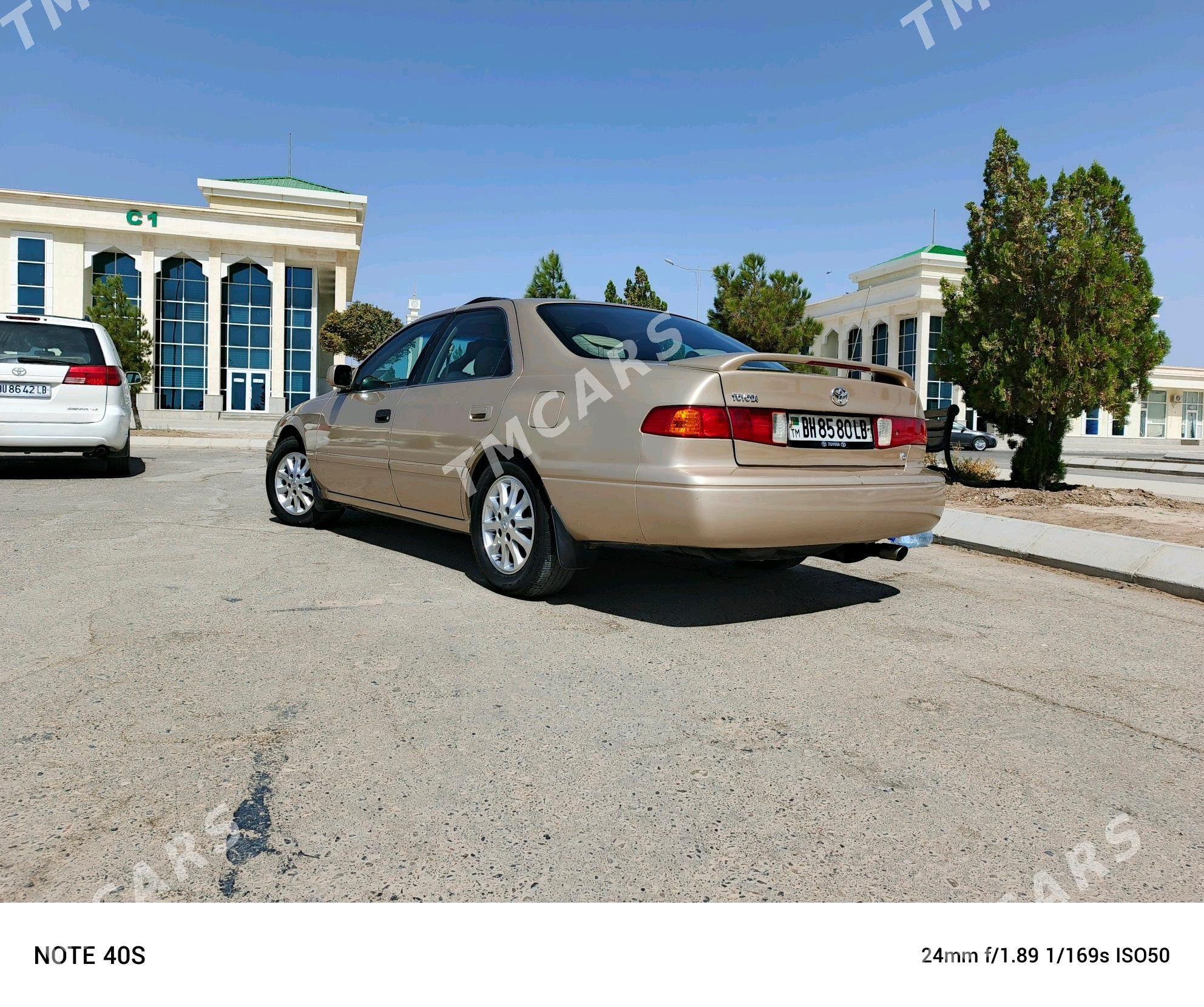 Toyota Camry 2001 - 150 000 TMT - Сейди - img 3