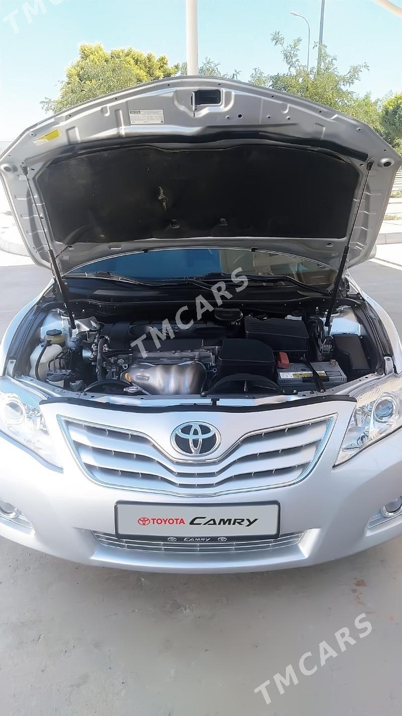 Toyota Camry 2010 - 220 000 TMT - Дашогуз - img 8
