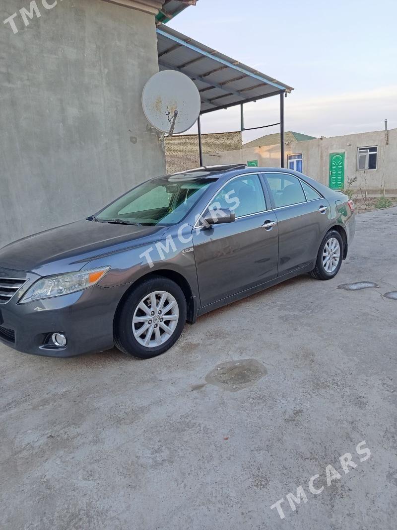 Toyota Camry 2010 - 220 000 TMT - Дашогуз - img 2