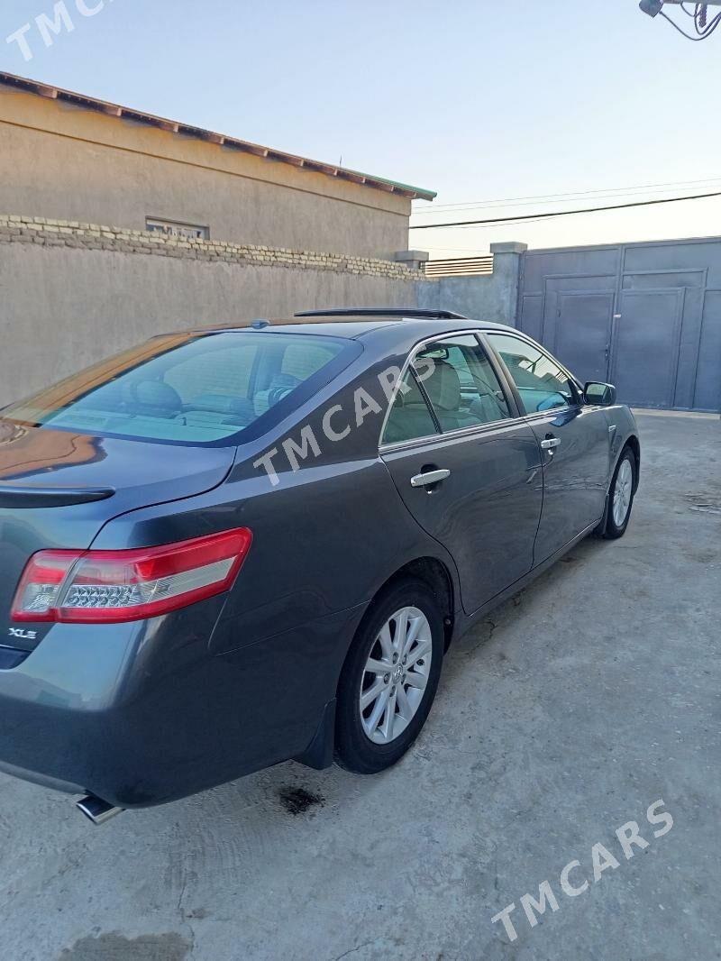 Toyota Camry 2010 - 220 000 TMT - Дашогуз - img 3