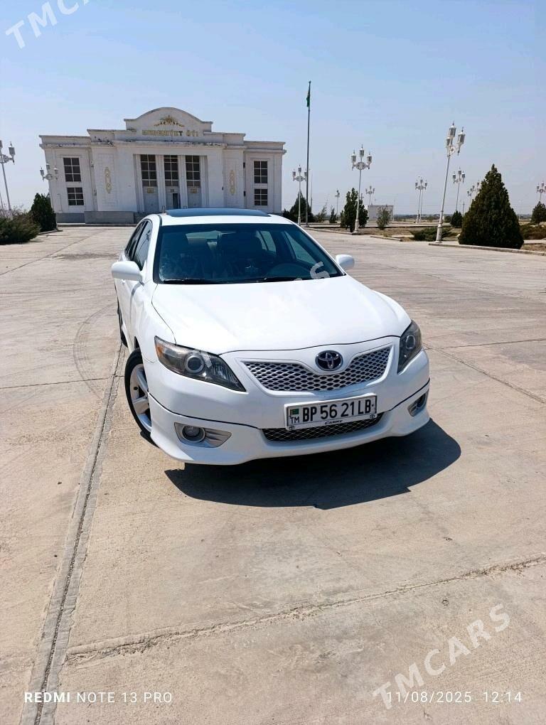 Toyota Camry 2010 - 185 000 TMT - Койтендаг - img 3