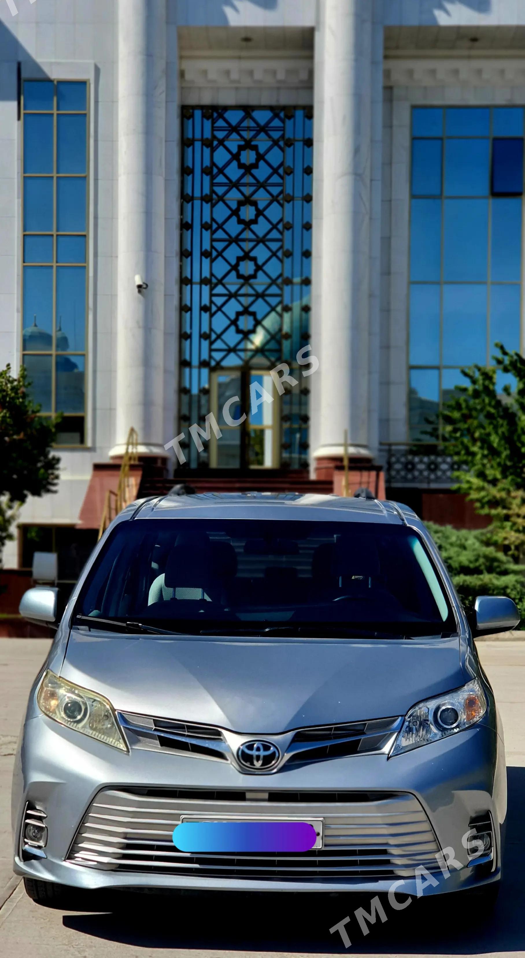 Toyota Sienna 2017 - 350 000 TMT - Türkmenabat - img 2