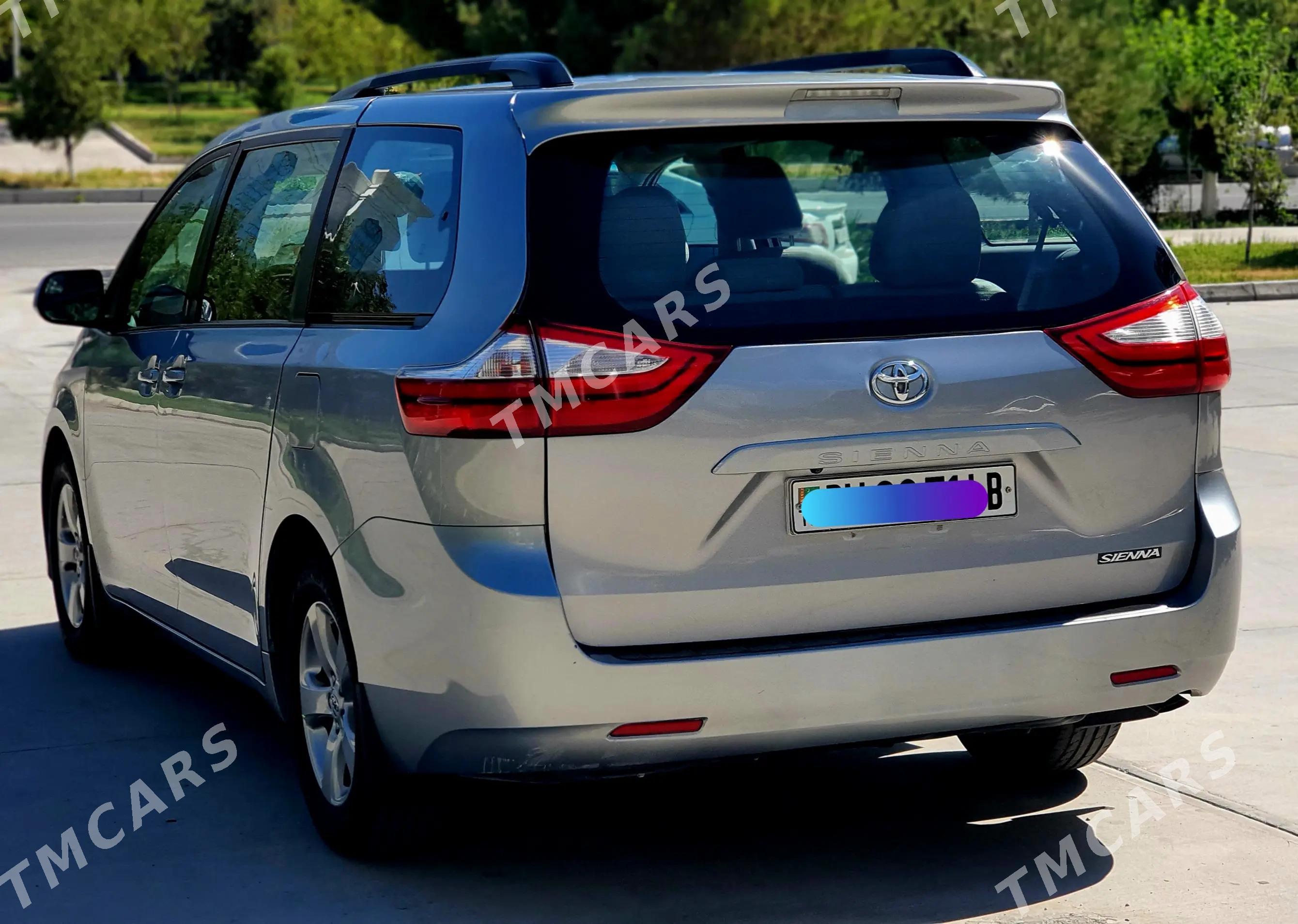 Toyota Sienna 2017 - 350 000 TMT - Türkmenabat - img 3