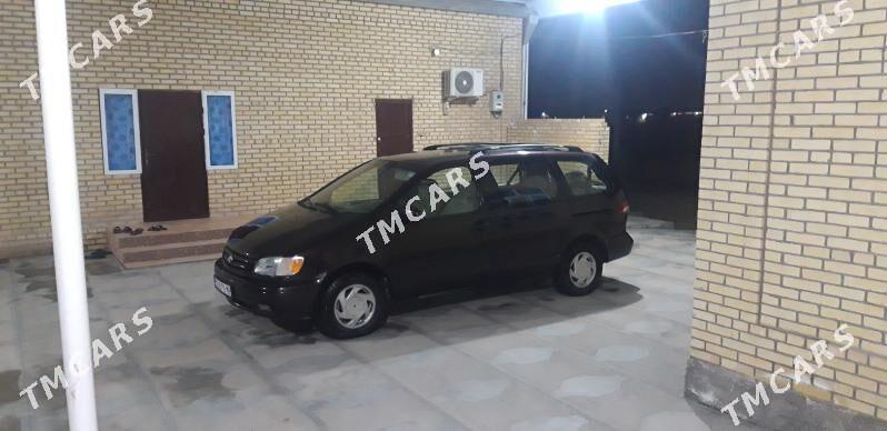 Toyota Sienna 2002 - 165 000 TMT - Мары - img 3