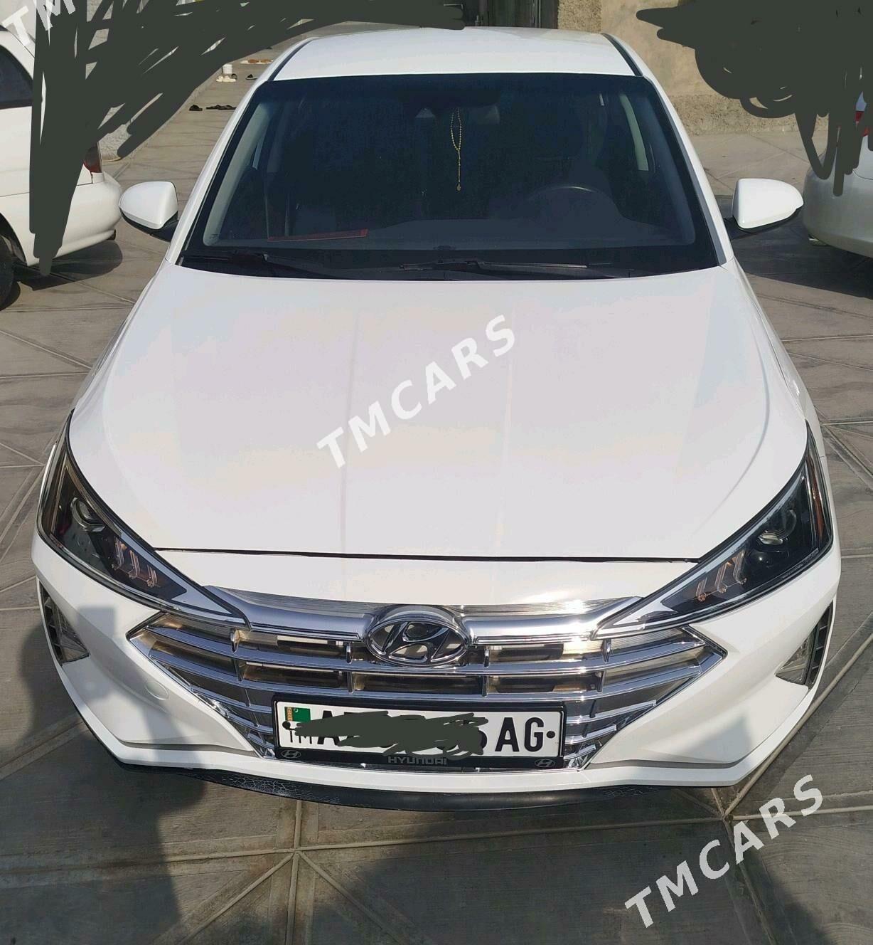Hyundai Elantra 2020 - 190 000 TMT - Бузмеин - img 9