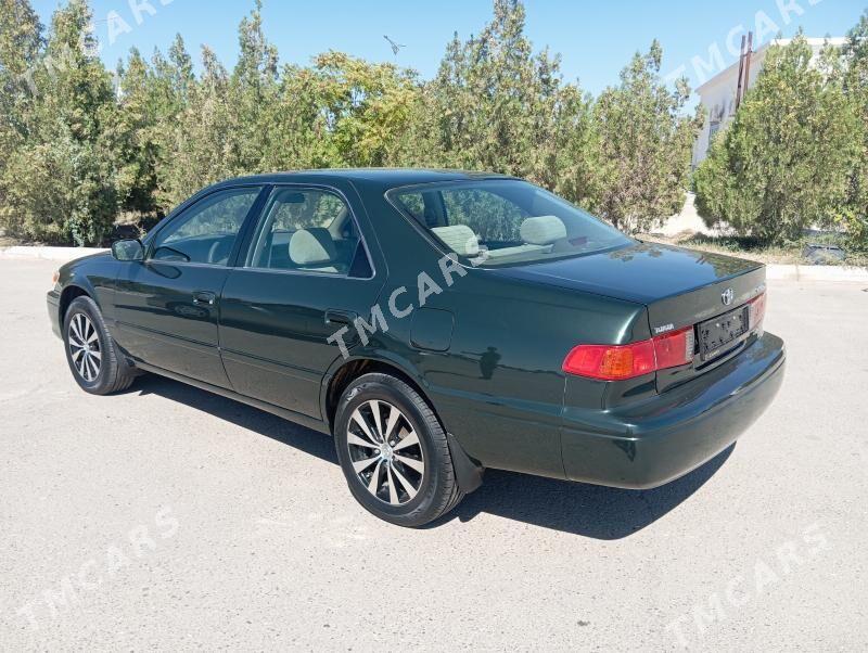 Toyota Camry 2001 - 144 000 TMT - Дашогуз - img 3