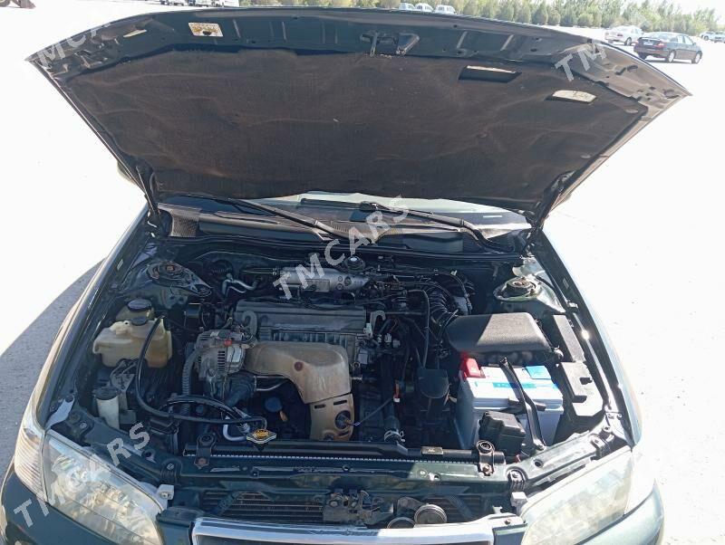 Toyota Camry 2001 - 144 000 TMT - Дашогуз - img 4