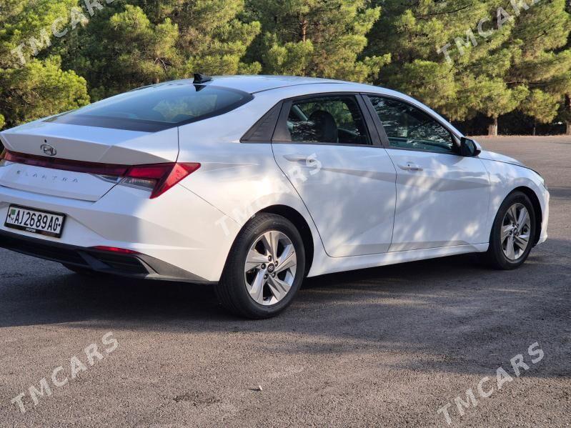 Hyundai Elantra 2021 - 245 000 TMT - Бузмеин - img 3