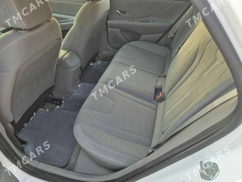 Hyundai Elantra 2021 - 245 000 TMT - Бузмеин - img 7