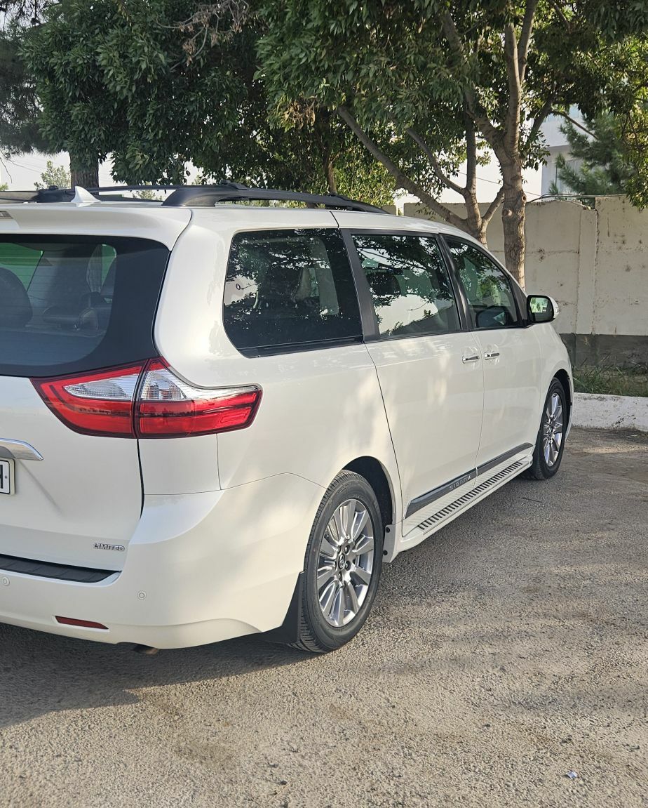 Toyota Sienna 2017 - 500 000 TMT - Анев - img 2