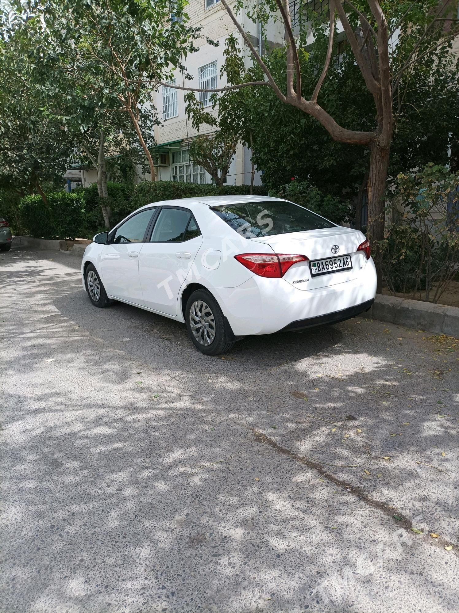 Toyota Corolla 2018 - 230 000 TMT - Ашхабад - img 2