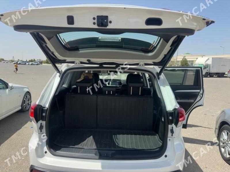 Toyota Highlander 2019 - 420 000 TMT - Туркменабат - img 3