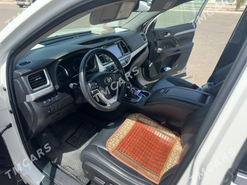 Toyota Highlander 2019 - 420 000 TMT - Туркменабат - img 7