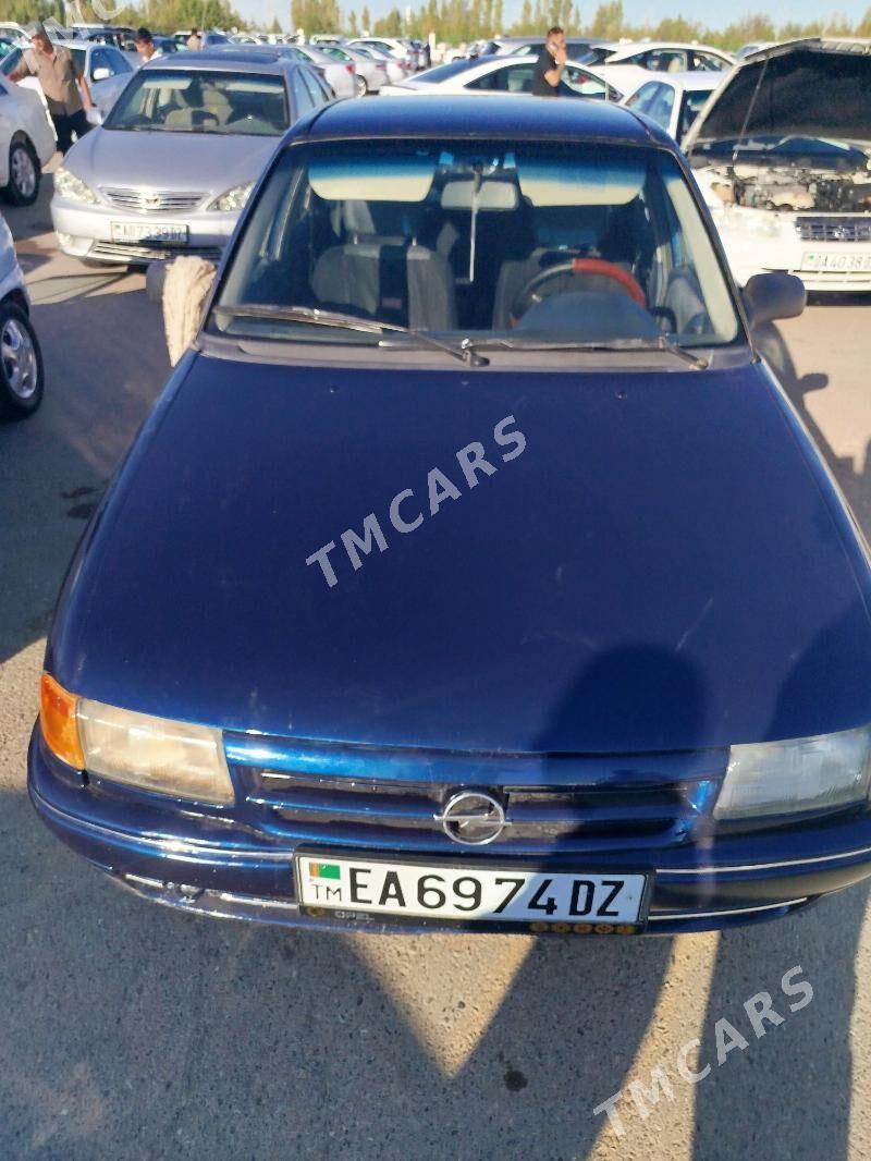 Opel Astra 1993 - 40 000 TMT - етр. Туркменбаши - img 4