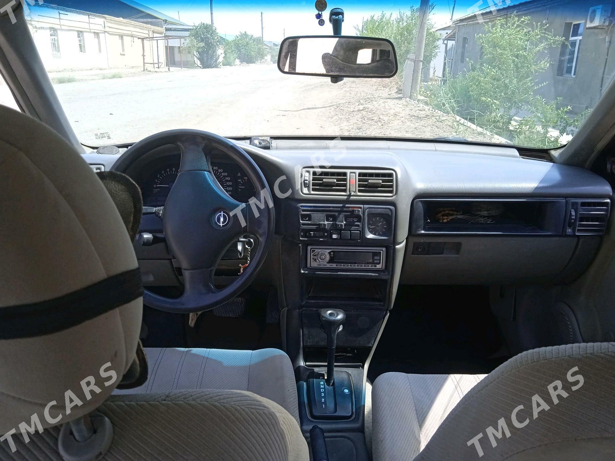 Opel Vectra 1990 - 23 000 TMT - Акдепе - img 9