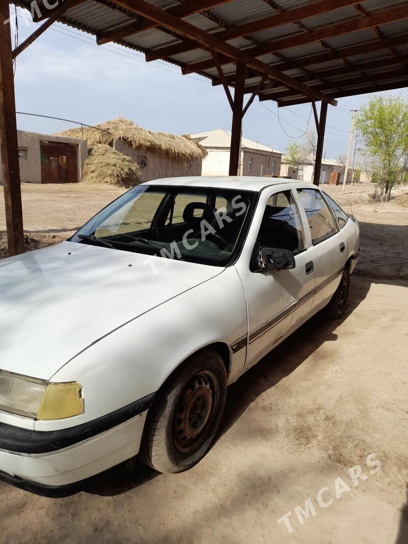 Opel Vectra 1992 - 20 000 TMT - Гурбансолтан Едже - img 2