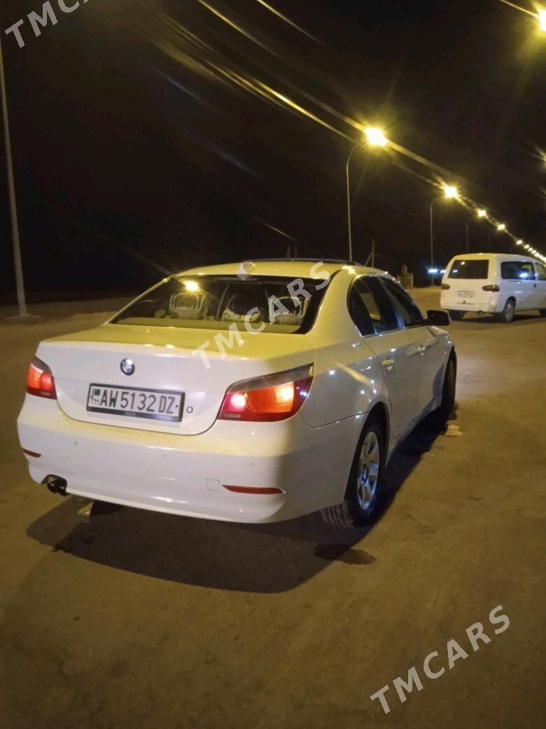 BMW E60 2005 - 140 000 TMT - Кёнеургенч - img 2