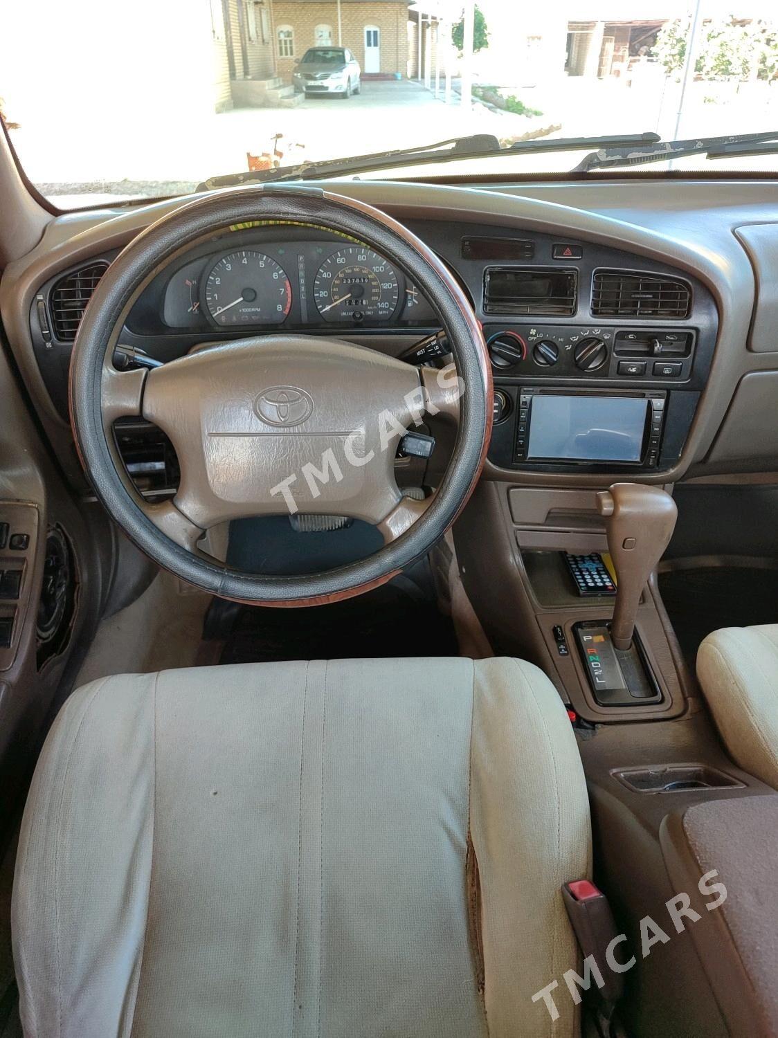 Toyota Camry 1993 - 77 000 TMT - Мары - img 5