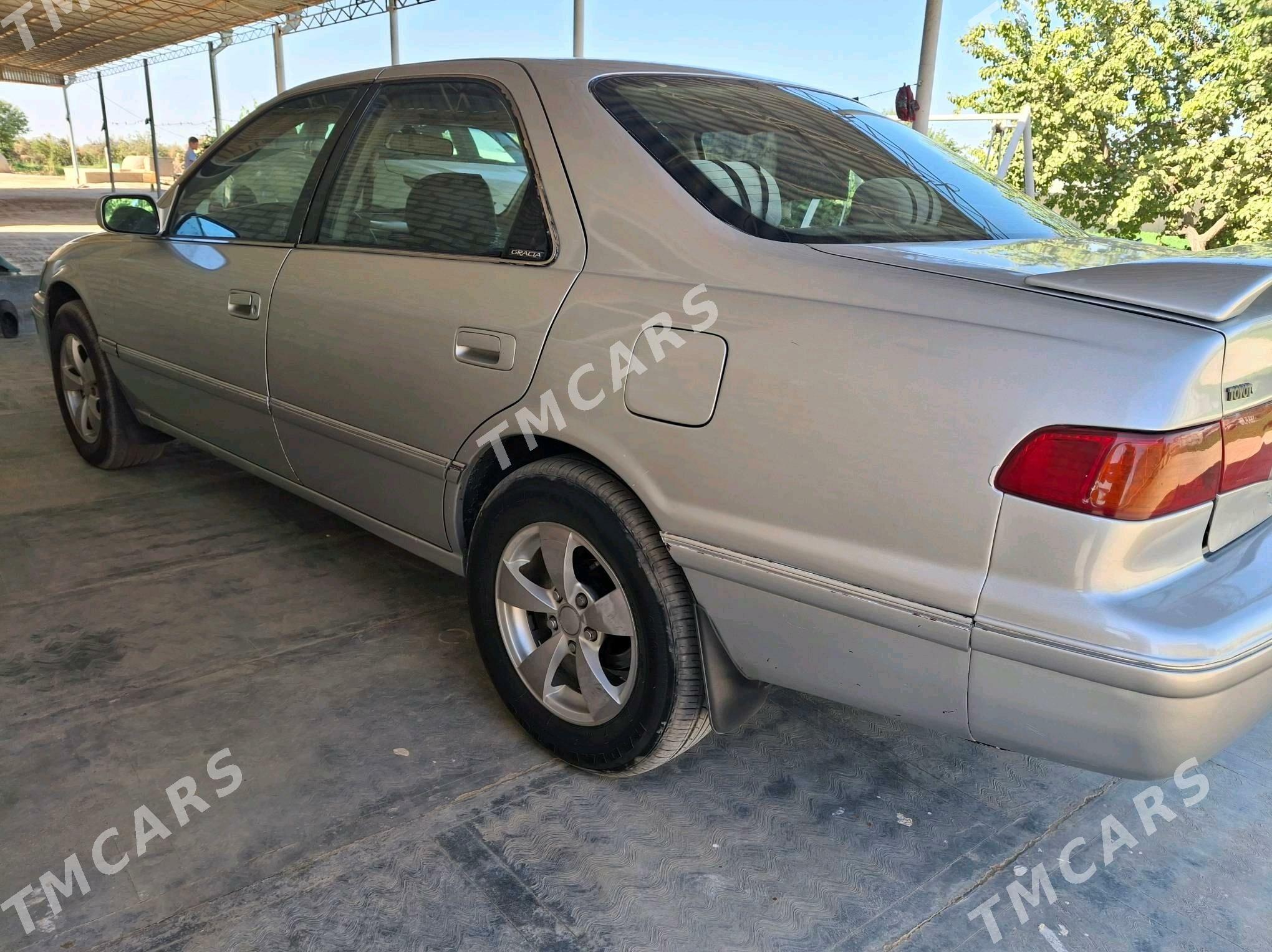 Toyota Camry 1998 - 110 000 TMT - Wekilbazar - img 2