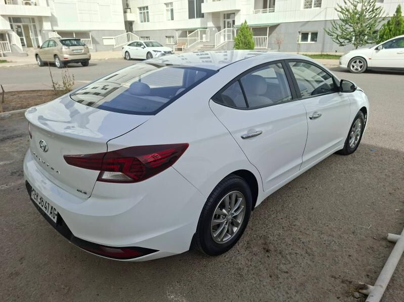 Hyundai Elantra 2019 - 200 000 TMT - Gurtly - img 7