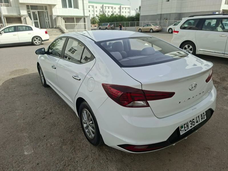 Hyundai Elantra 2019 - 200 000 TMT - Gurtly - img 6