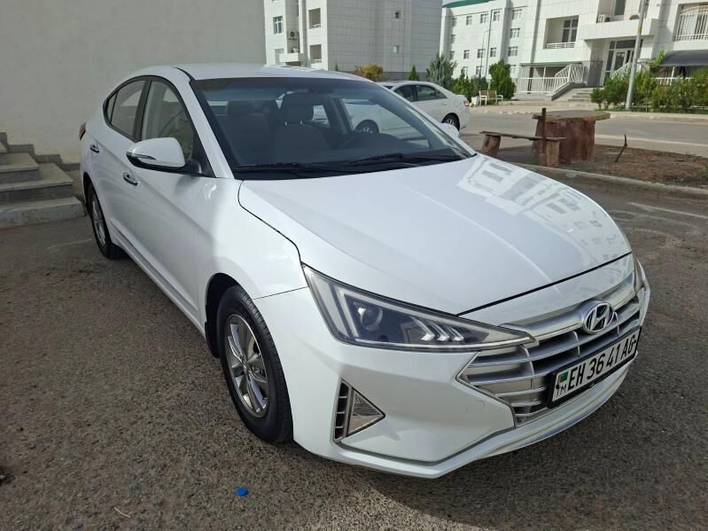 Hyundai Elantra 2019 - 200 000 TMT - Gurtly - img 4