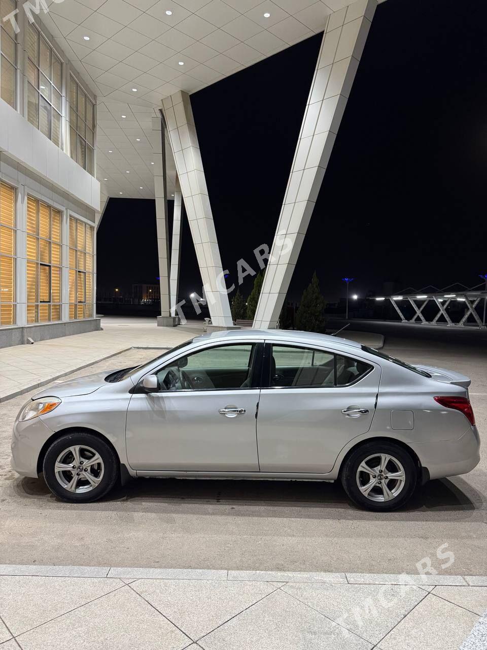 Nissan Versa 2012 - 90 000 TMT - Мары - img 6