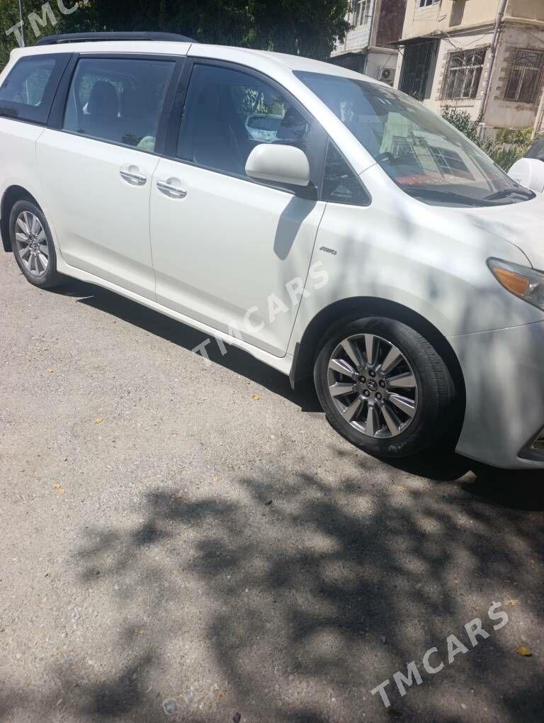 Toyota Sienna 2019 - 399 000 TMT - Ашхабад - img 4