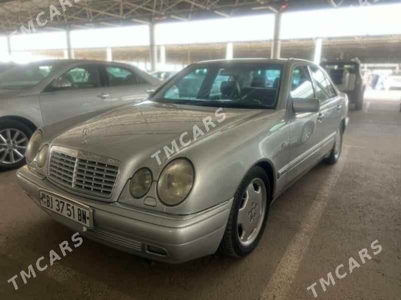 Mercedes-Benz E320 1999 - 115 000 TMT - Türkmenbaşy - img 3