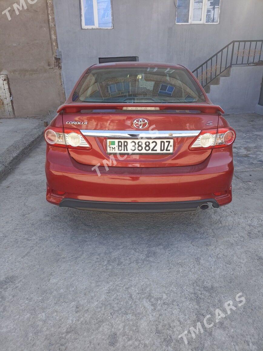 Toyota Corolla 2013 - 170 000 TMT - Дашогуз - img 5